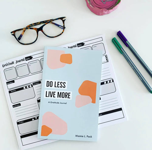 Do Less, Live More: A Gratitude Journal (book) image 1